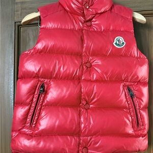 Moncler Bernard Gilet Red Puffer Vest - Toddler / Kids